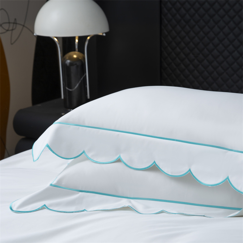 سرویس روتختی ساتین پنبه ای طرح جدید برش گلدوزی 400TC سرویس روتختی ساتین پنبه ای طرح جدید برش گلدوزی 400TC