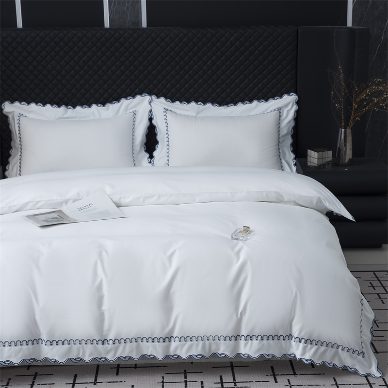 سرویس روتختی ساتین نخی 350TC طرح برش گلدوزی نفیس سرویس روتختی ساتین نخی 350TC طرح برش گلدوزی نفیس