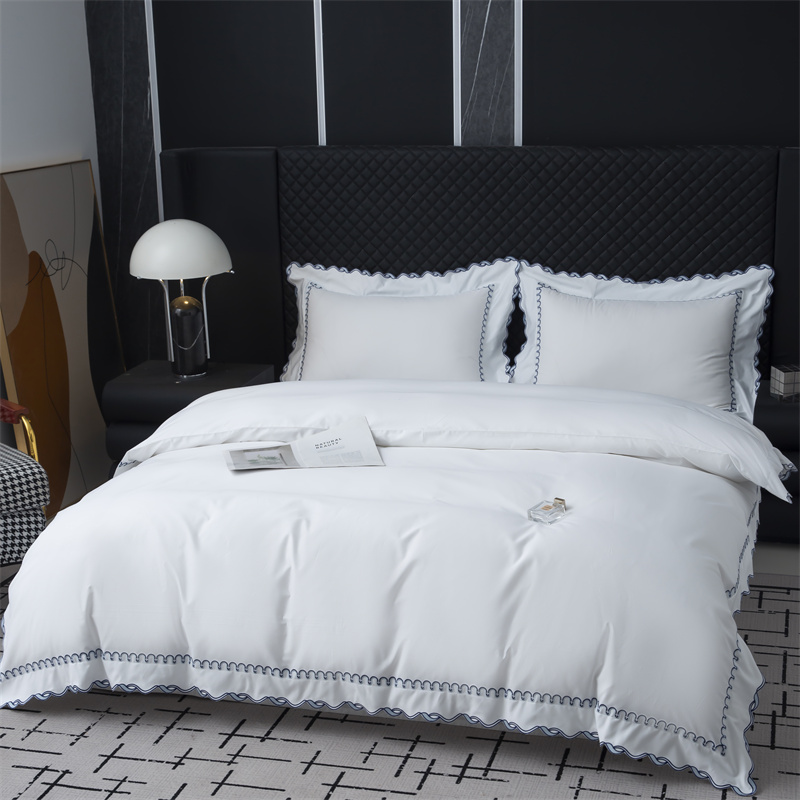 سرویس روتختی ساتین نخی 350TC طرح برش گلدوزی نفیس سرویس روتختی ساتین نخی 350TC طرح برش گلدوزی نفیس