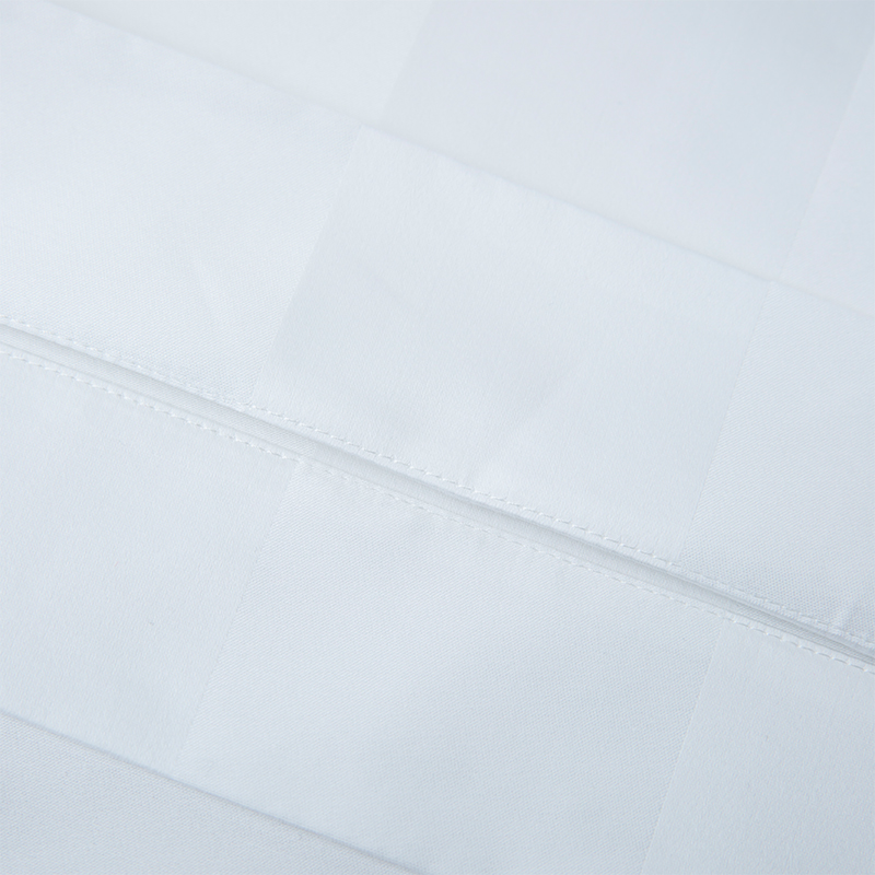 سرویس خواب هتلی پنج ستاره 7 سانتی متری ساتین استریپ ساده سفید 750TC 100% پنبه ای سرویس خواب هتلی پنج ستاره 7 سانتی متری ساتین استریپ ساده سفید 750TC 100% پنبه ای