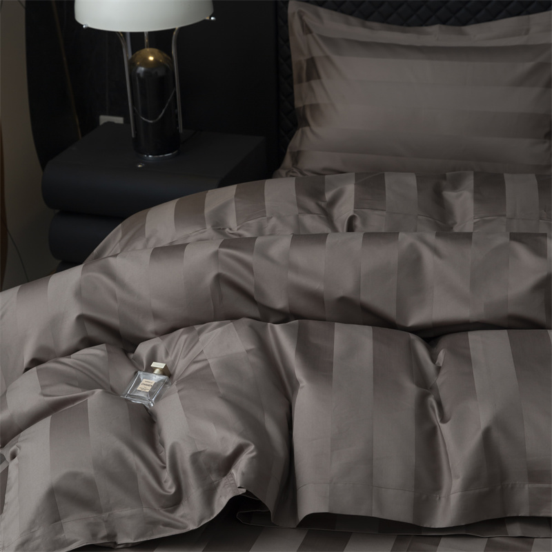 سرویس خواب ساتین 7 سانتی متری ساتن 750TC پنبه ای سرویس خواب ساتین 7 سانتی متری ساتن 750TC پنبه ای