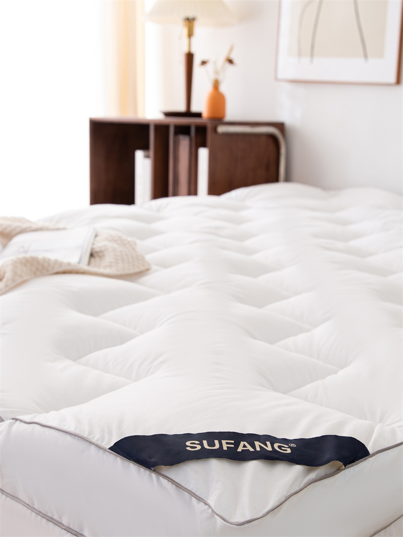 رویه تشک پرکننده میکروفیبر سایز کوئین 5 سانتی متر 7 سانتی متر ارتفاع 10 سانتی متر رویه تشک پرکننده میکروفیبر سایز کوئین 5 سانتی متر 7 سانتی متر ارتفاع 10 سانتی متر