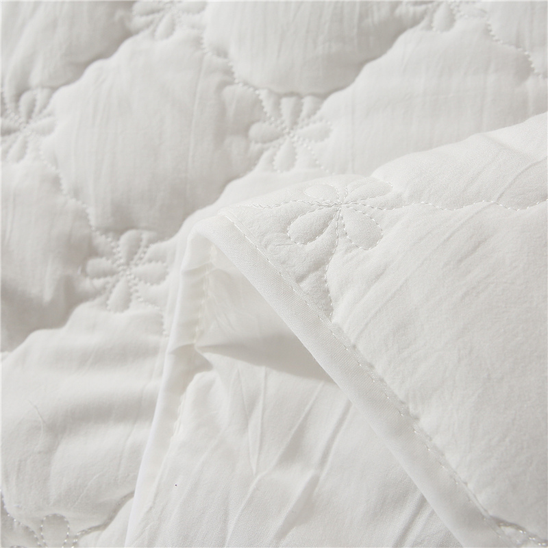 هتل محافظ تشک کویلت کینگ را بررسی کنید هتل محافظ تشک کویلت کینگ را بررسی کنید